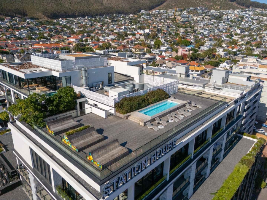 2 Bedroom Property for Sale in Sea Point Western Cape